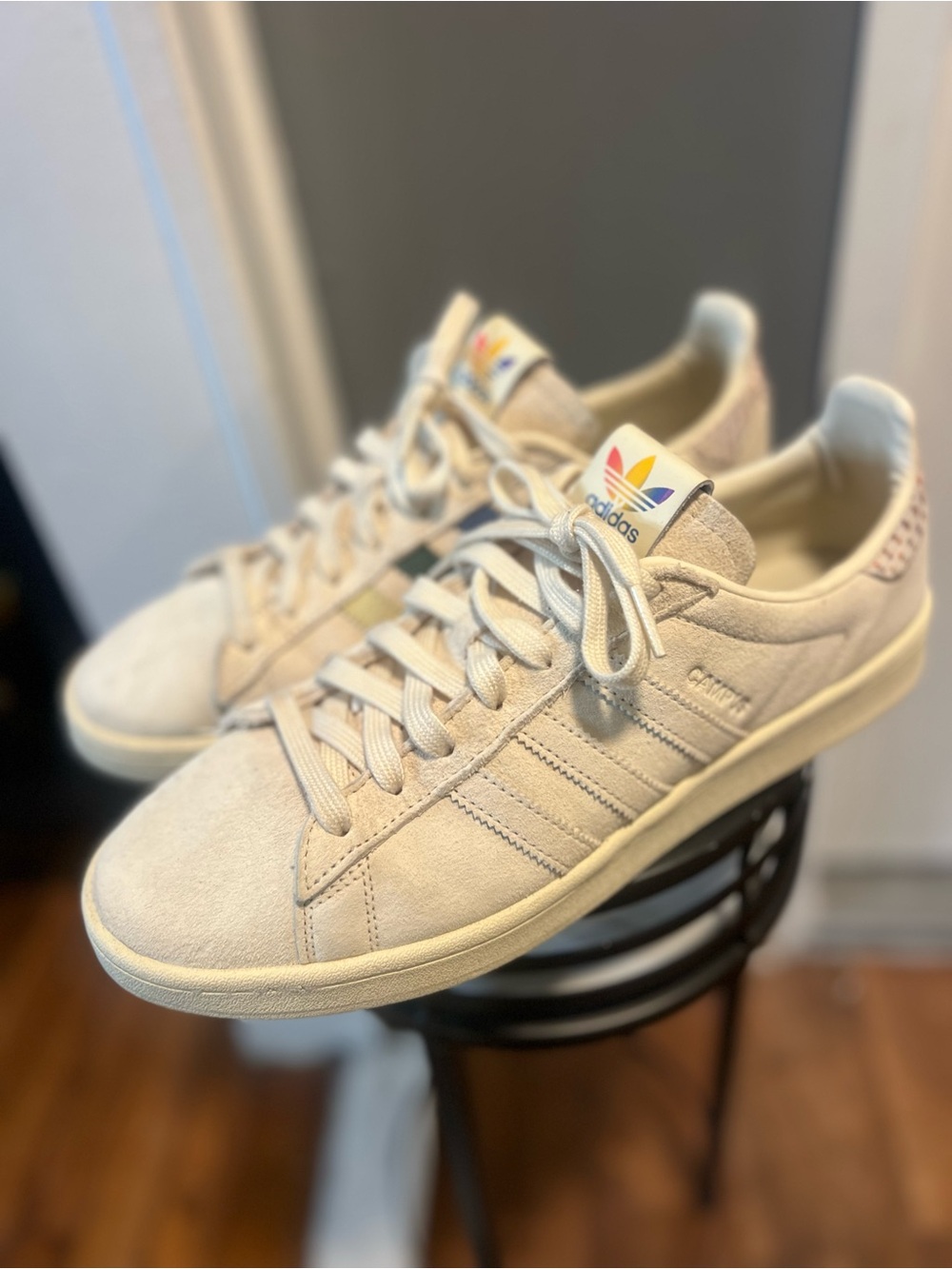 adidas Campus Pride size 10.5 men Suede Low Top Sneakers Cream White/Trace Pink